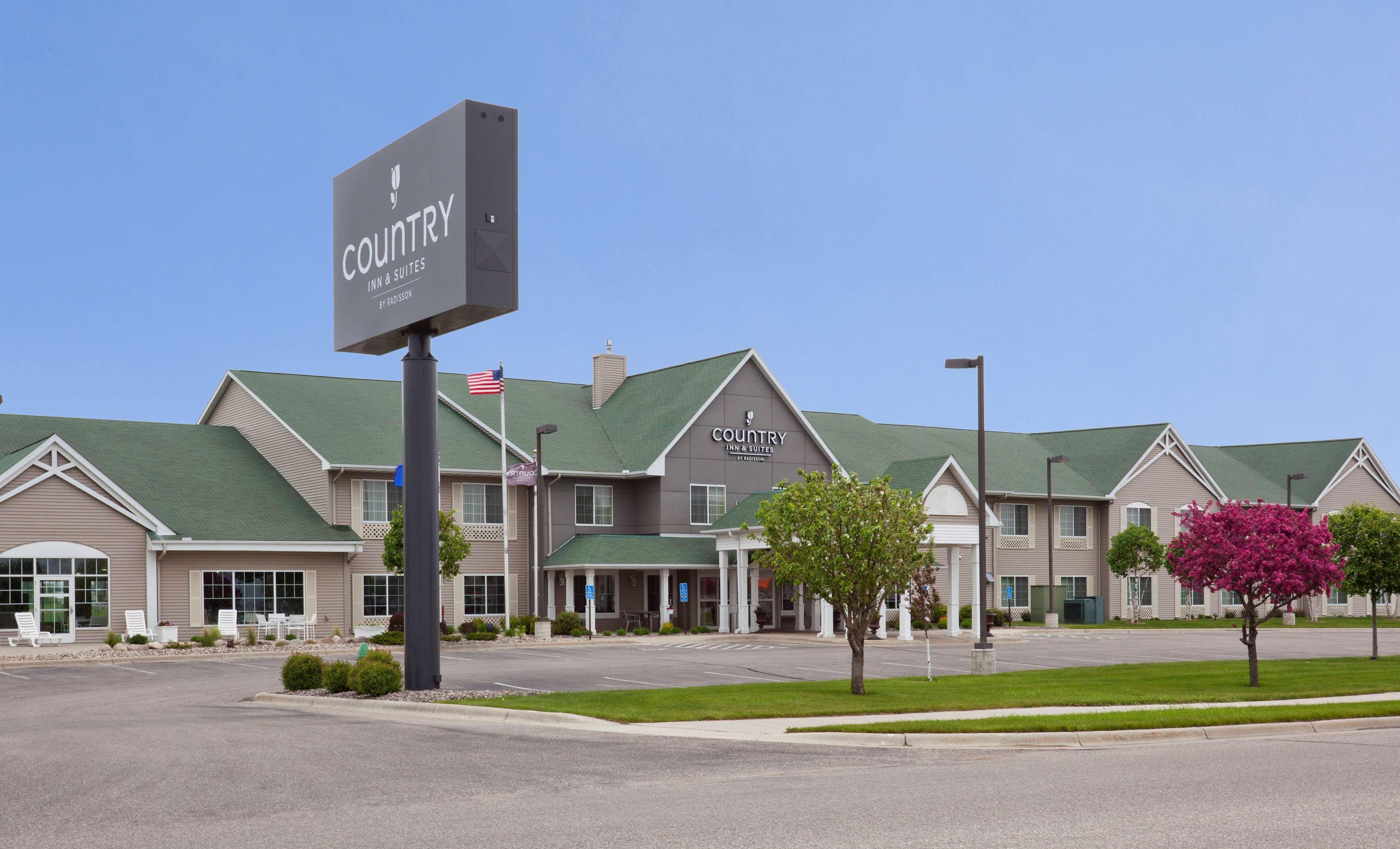 Country Inn & Suites By Radisson, Willmar, Mn Εξωτερικό φωτογραφία