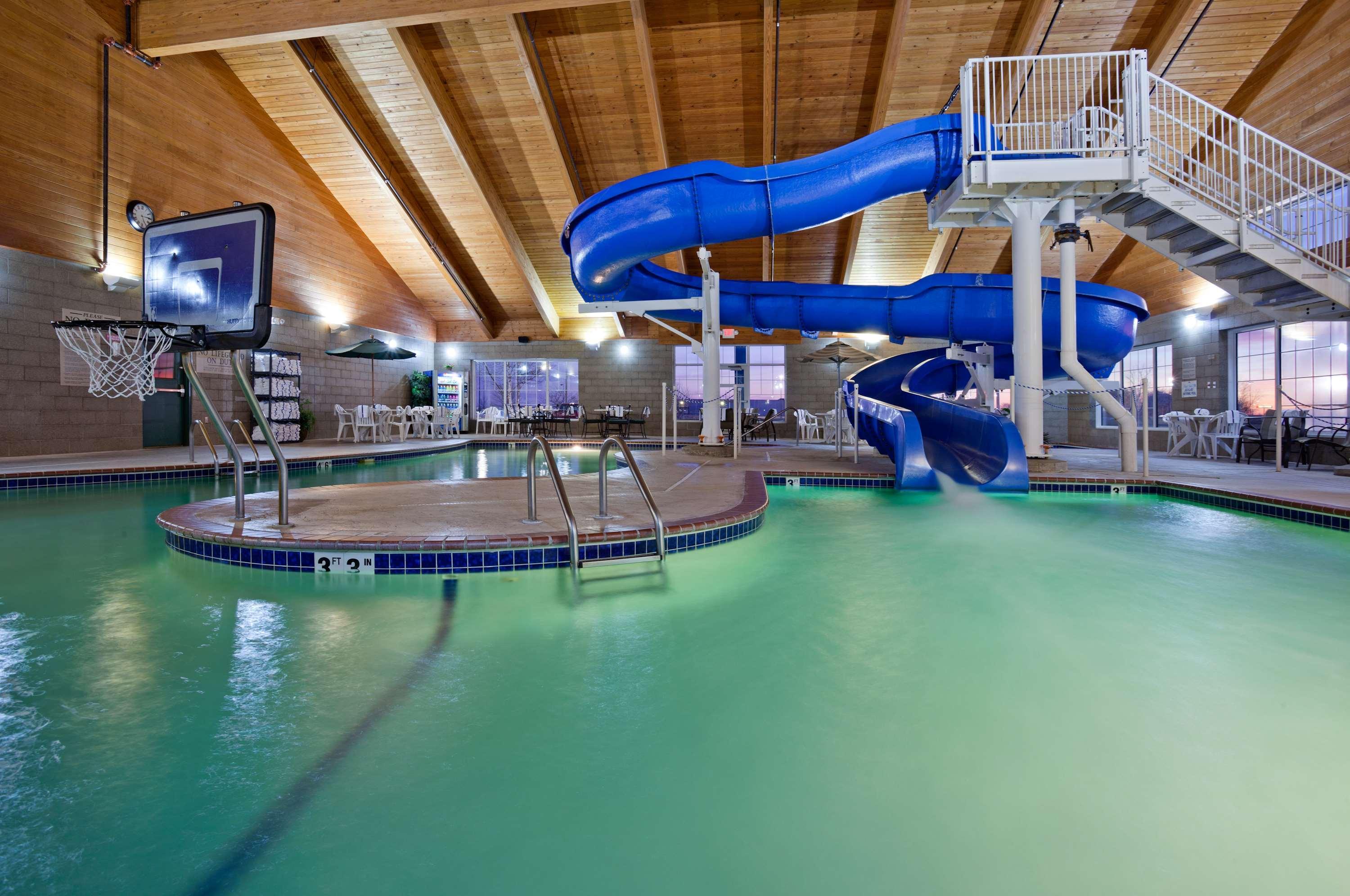 Country Inn & Suites By Radisson, Willmar, Mn Εξωτερικό φωτογραφία