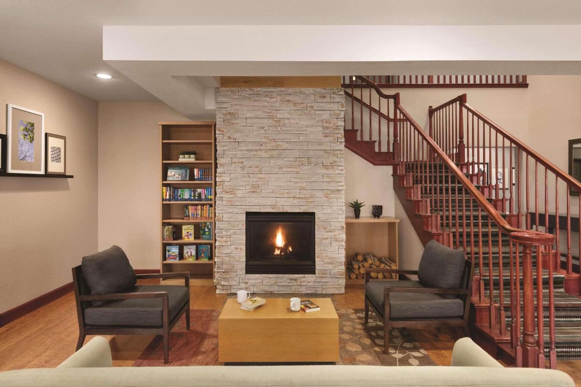 Country Inn & Suites By Radisson, Willmar, Mn Εξωτερικό φωτογραφία